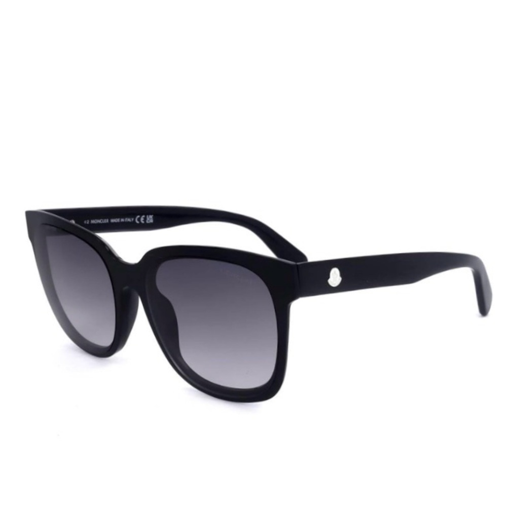 Authentic Moncler Sunglasses with original cloth and case